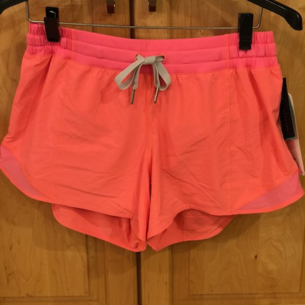 Lululemon Hotty Hot Shorts Long Size 10 Flash